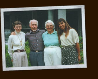 L to R: Glennis, Ron, Edna, and Elaine
